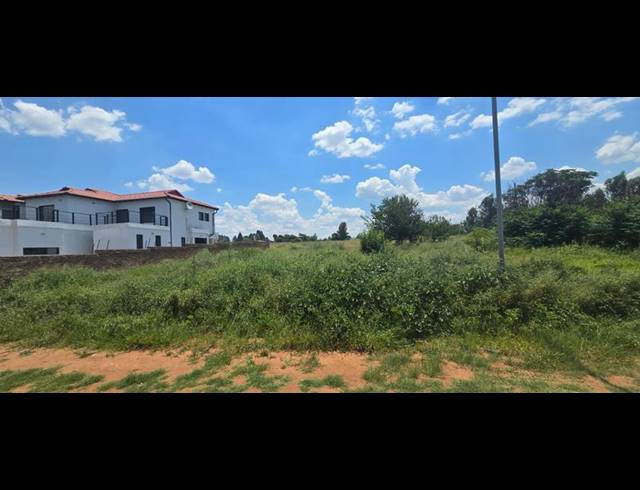 LAND FOR SALE IN KOOKRUS